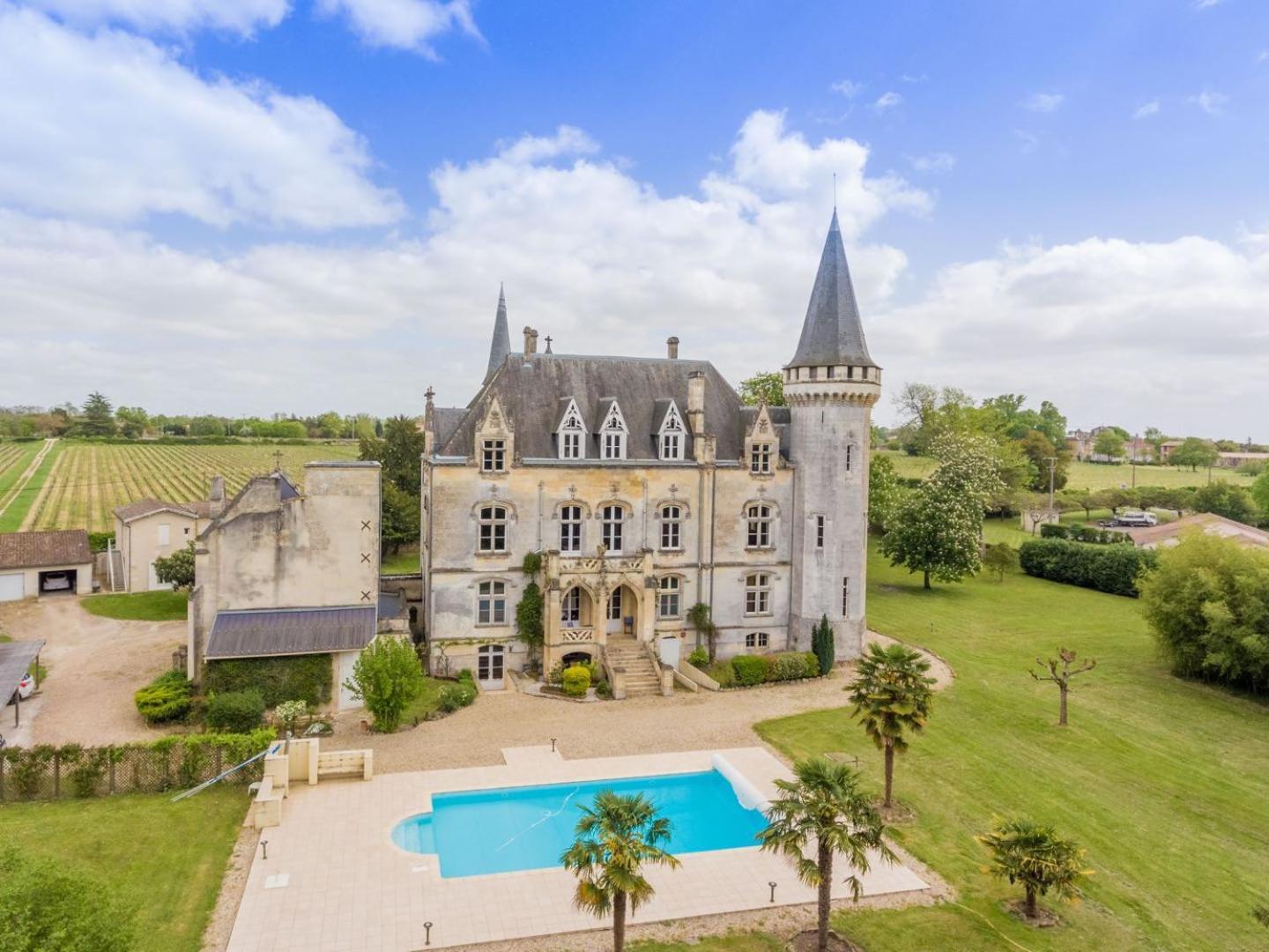 Chateau Borgeat De Lagrange - Privatisation *