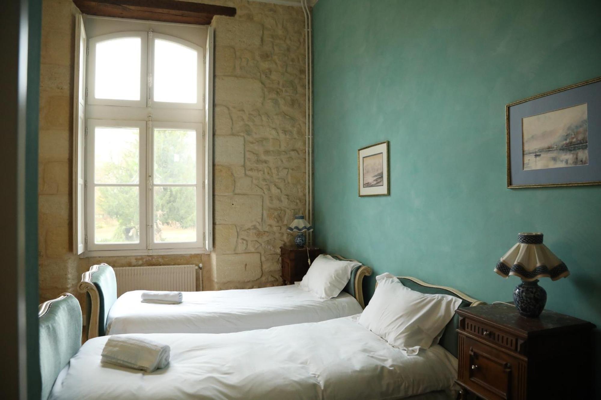 Chateau Borgeat De Lagrange - Privatisation Bed & Breakfast Blaye
